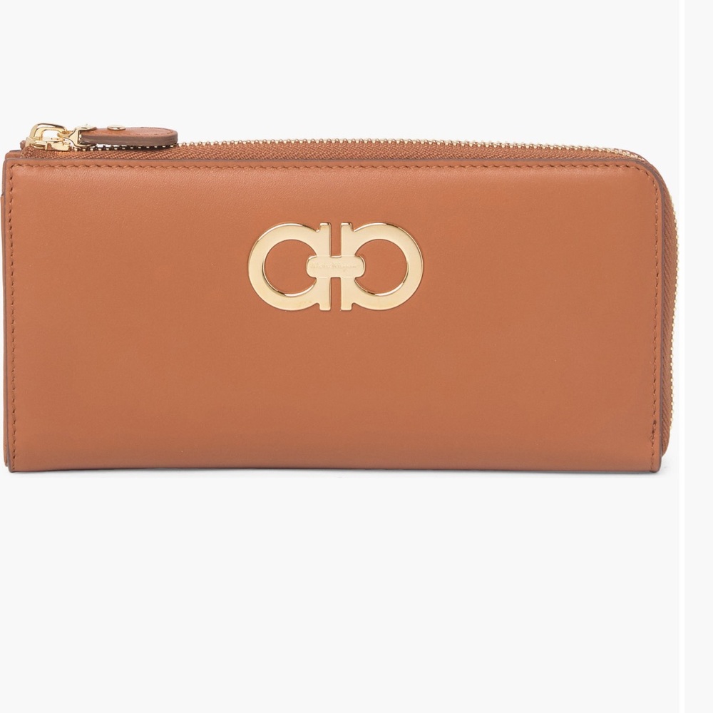 Ferragamo Gancini Zip Around Wallet in Pink